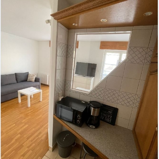  Annonces GAGNY : Apartment | CHARENTON-LE-PONT (94220) | 27 m2 | 1 050 € 