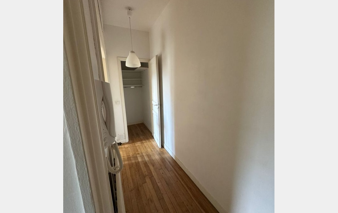 Annonces GAGNY : Appartement | CHARENTON-LE-PONT (94220) | 41 m2 | 1 295 € 