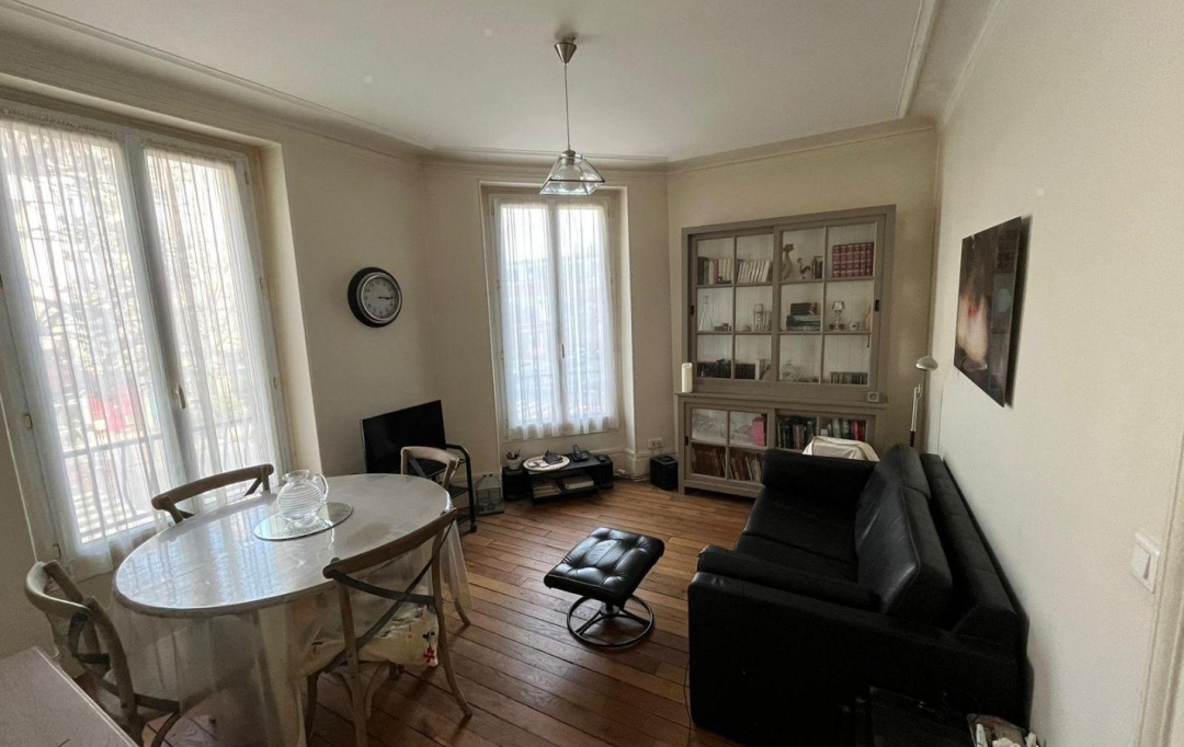 Annonces GAGNY : Appartement | CHARENTON-LE-PONT (94220) | 50 m2 | 435 000 € 